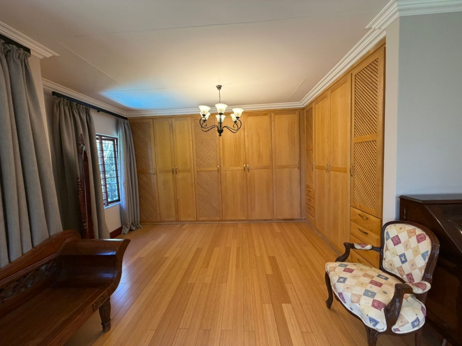 5 Bedroom Property for Sale in Cashan North West